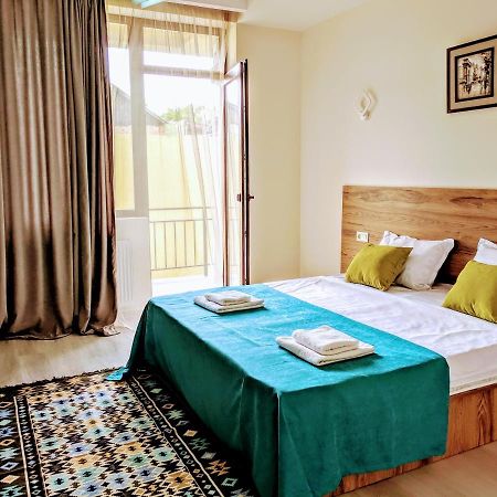 Hotel 5 Rooms Tiflis Dış mekan fotoğraf