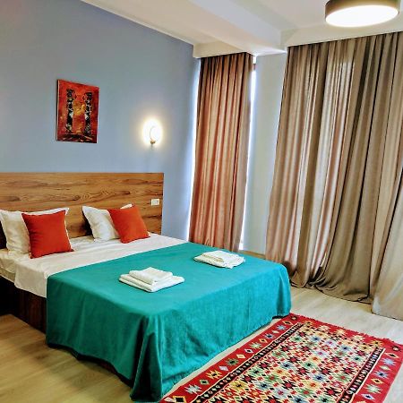 Hotel 5 Rooms Tiflis Dış mekan fotoğraf