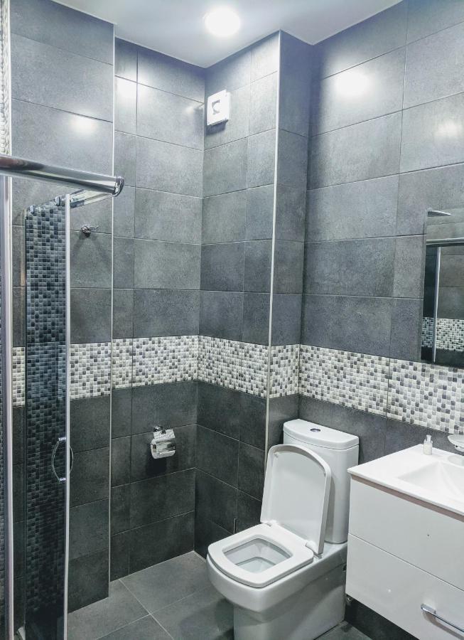 Hotel 5 Rooms Tiflis Dış mekan fotoğraf