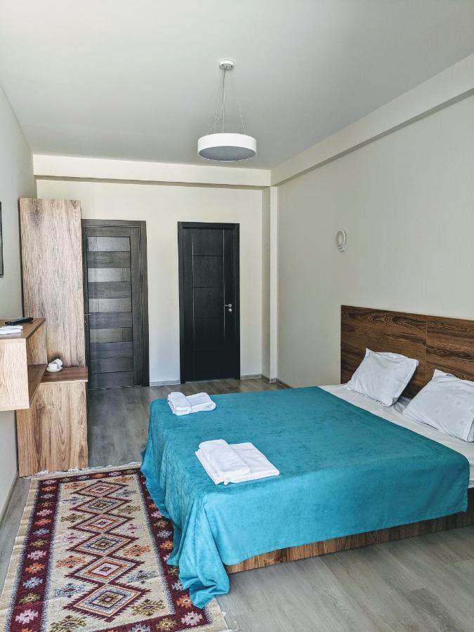 Hotel 5 Rooms Tiflis Dış mekan fotoğraf