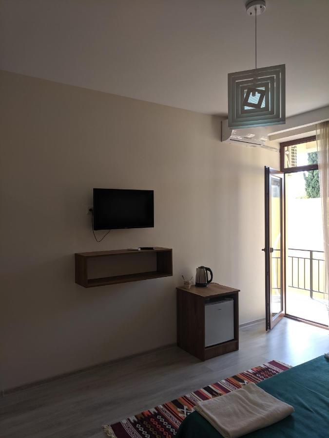 Hotel 5 Rooms Tiflis Dış mekan fotoğraf