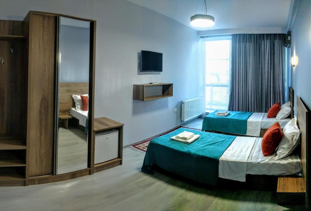Hotel 5 Rooms Tiflis Dış mekan fotoğraf