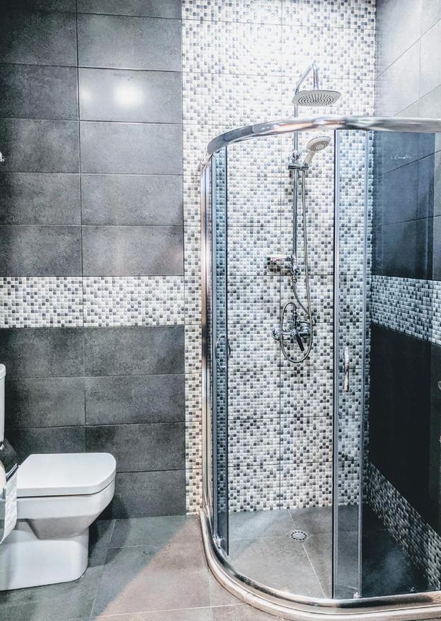 Hotel 5 Rooms Tiflis Dış mekan fotoğraf